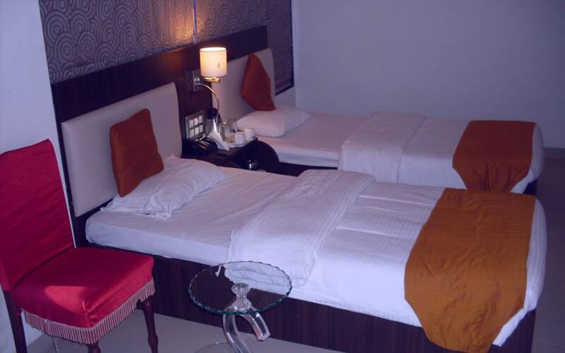 Serviced Apartments Near Goregaon, Mumbai 2
